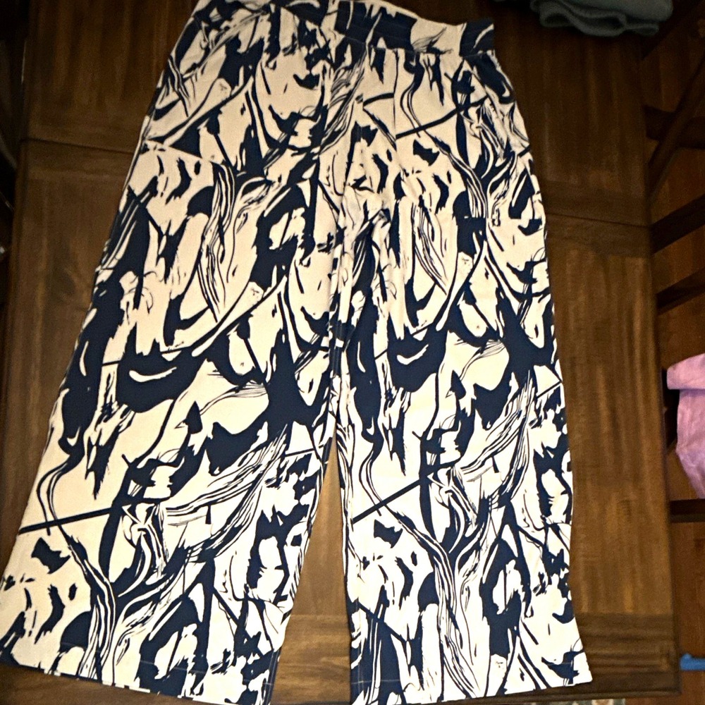 lululemon Wunder Under Capri Leggings Abstract High Rise 20in Blue/White 8